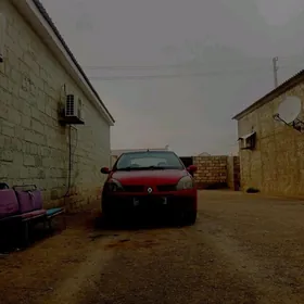 Renault Clio 2004