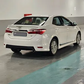 Toyota Corolla 2015