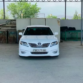 Toyota Camry 2010