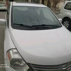 Nissan Versa 2010