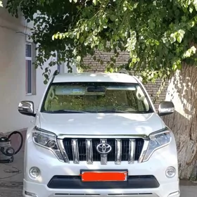 Toyota Land Cruiser Prado 2015