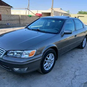 Toyota Camry 2000