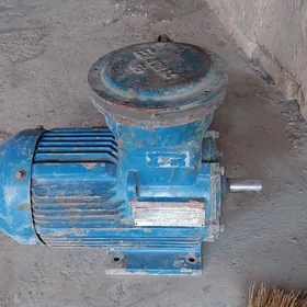 4kw elektro dwigatel двигатель