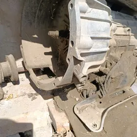 Korobka awtomat 4HP22 BMW 525i