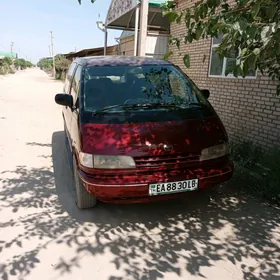 Toyota Previa 1993