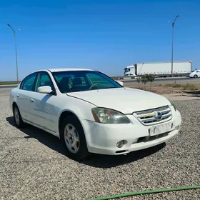 Nissan Altima 2004
