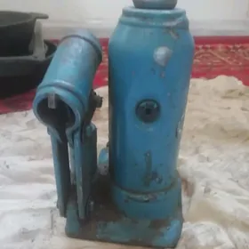 Дамкрат
