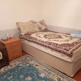кровать