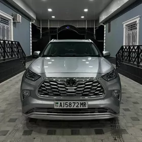 Toyota Highlander 2020