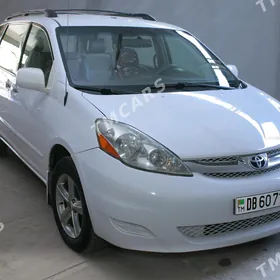 Toyota Sienna 2008