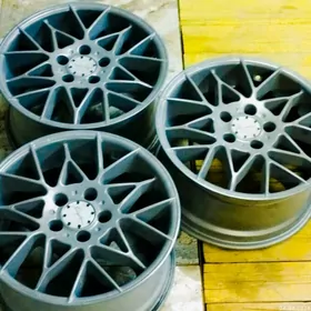 R17 3 STUKI