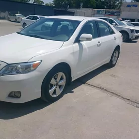 Toyota Camry 2010