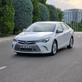 Toyota Camry 2015