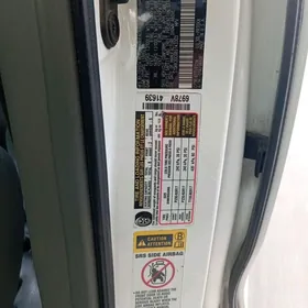 Toyota Sienna 2011