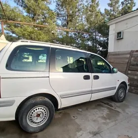 Opel Sintra 1999
