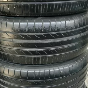 235-45-18 trakmax