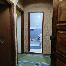 Продаю квартиру в учпункте