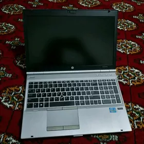 Hp i7 noutbuk