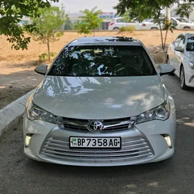 Toyota Camry 2016