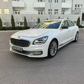 Kia K900 2020