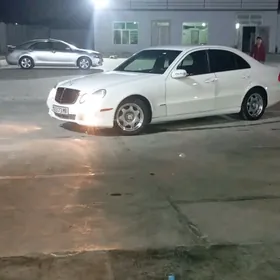 Mercedes-Benz E-Class 2003