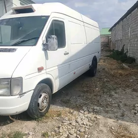 Volkswagen Transporter 2004