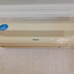 Kondisioner Samsung