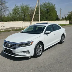 Volkswagen Passat 2021