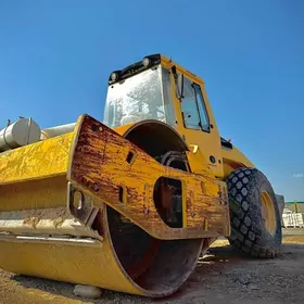 Case STX325 Accusteer 2022