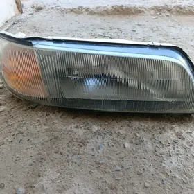 Nissan fara Maxima