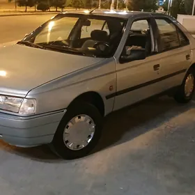 Peugeot 405 2006