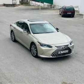 Lexus ES 350 2022
