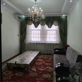 Новруз 4этаж 4комнат 105м²