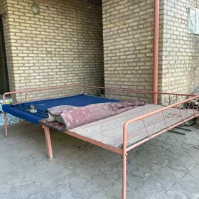 Тапчан