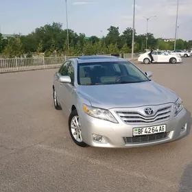 Toyota Camry 2011