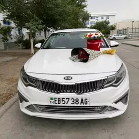Kia Optima 2019