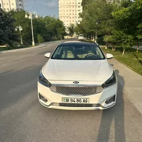 Kia Cadenza 2017