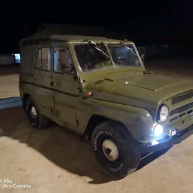 UAZ 469 1986