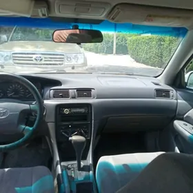 Toyota Camry 1998