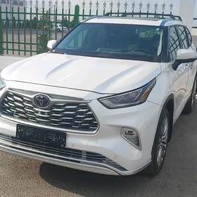 Toyota Highlander 2022