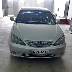 Toyota Camry 2004