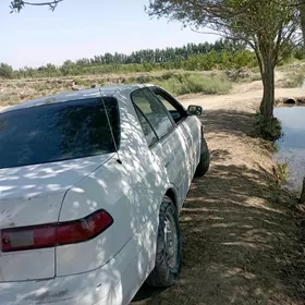 Toyota Corona 2000