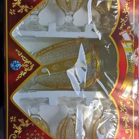 кувшин и 6 бокалов