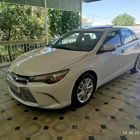 Toyota Camry 2015