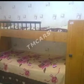 кровать 2этажная