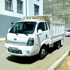 Kia Bongo 2016