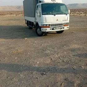 Mitsubishi Canter 2004