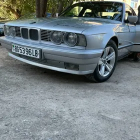 BMW 525 1989