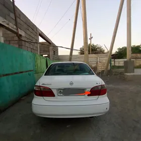 Nissan Maxima 2000