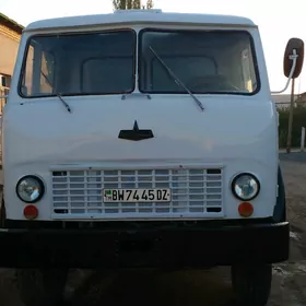 Maz Samosval 1981